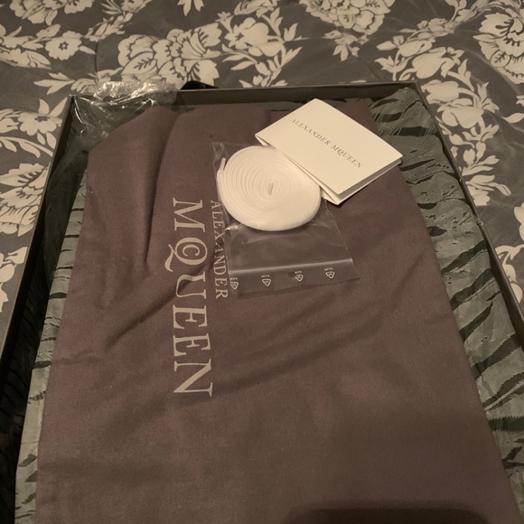 Alexander McQueen men’s - Picture 3 of 4
